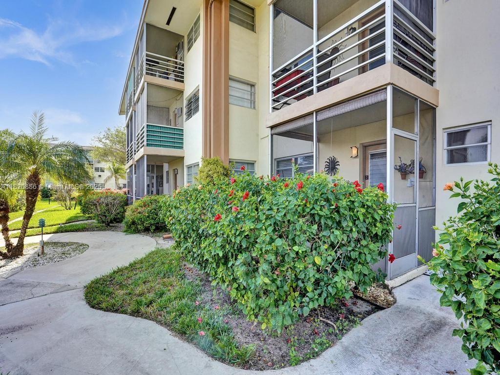 MAR-LEN GARDENS NO 6 CORP - Residential