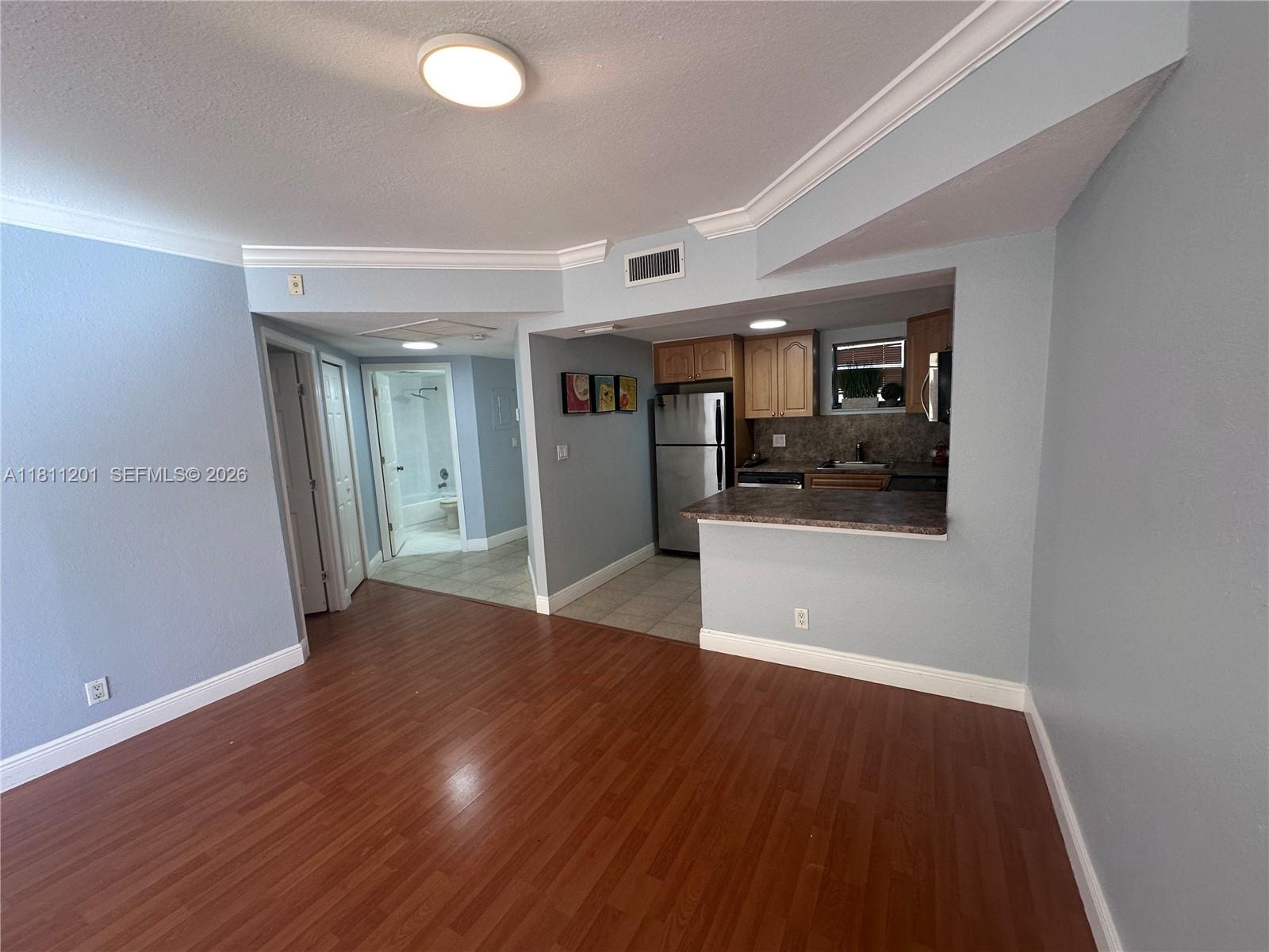 LAS VISTAS AT DORAL CONDO - Residential