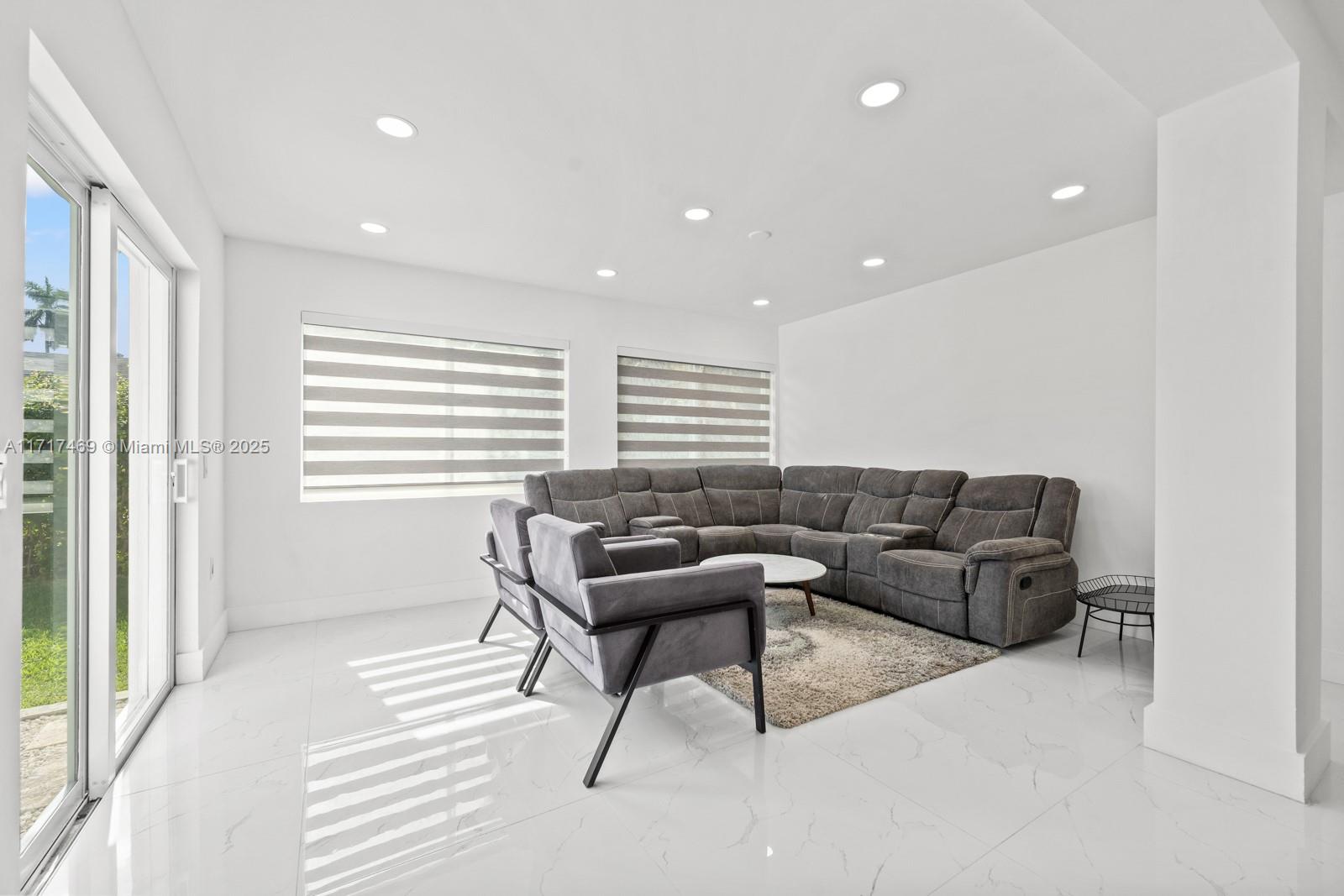 JOHN BELTON SPARLING ESTA - Residential