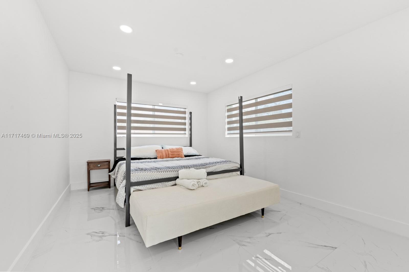 JOHN BELTON SPARLING ESTA - Residential