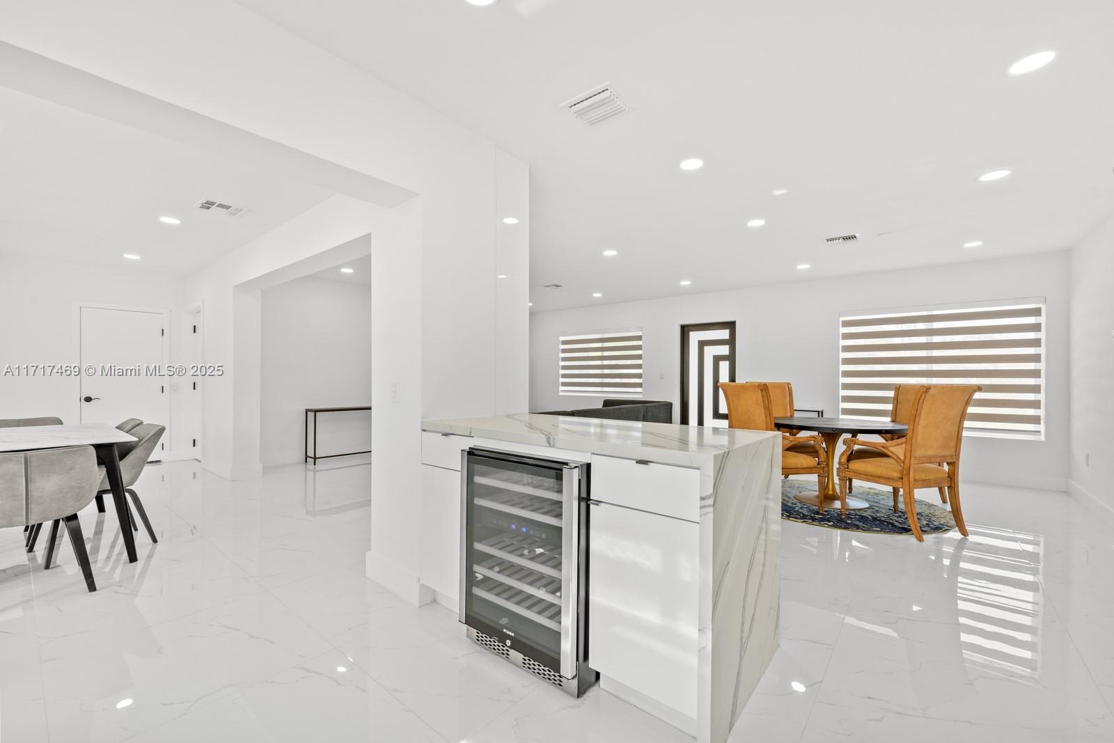 JOHN BELTON SPARLING ESTA - Residential