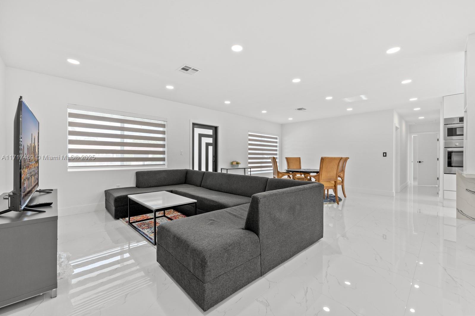 JOHN BELTON SPARLING ESTA - Residential