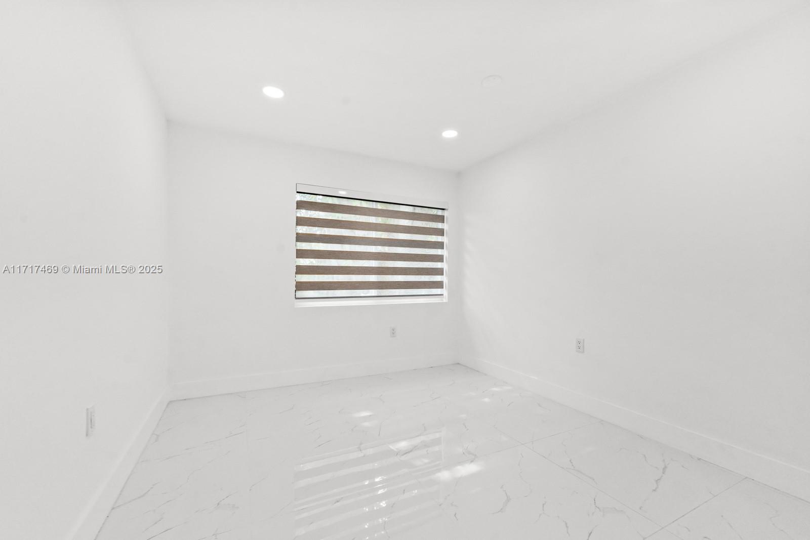 JOHN BELTON SPARLING ESTA - Residential