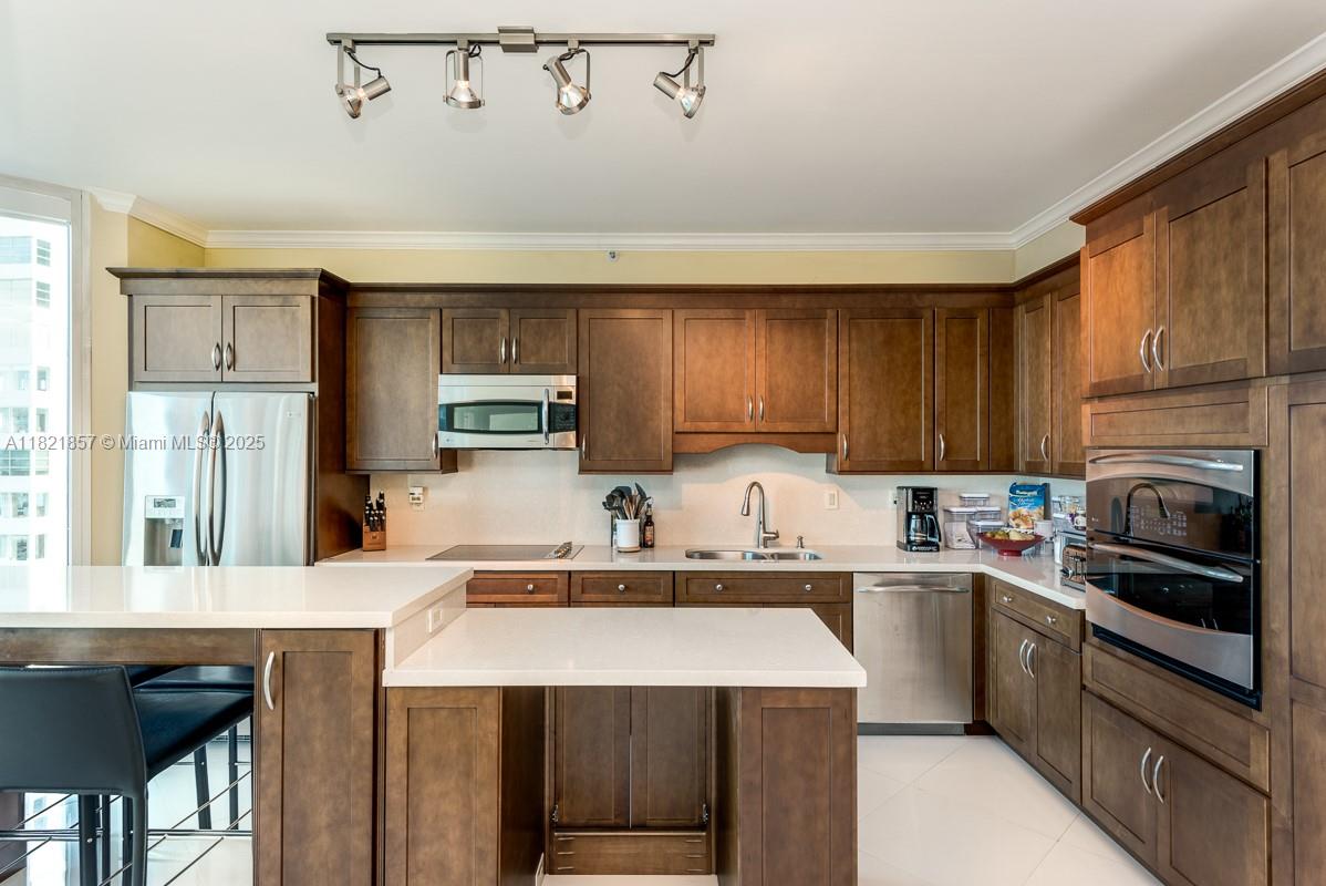 PORTOFINO TOWER CONDO - Residential