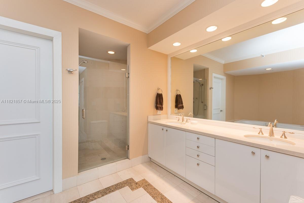 PORTOFINO TOWER CONDO - Residential