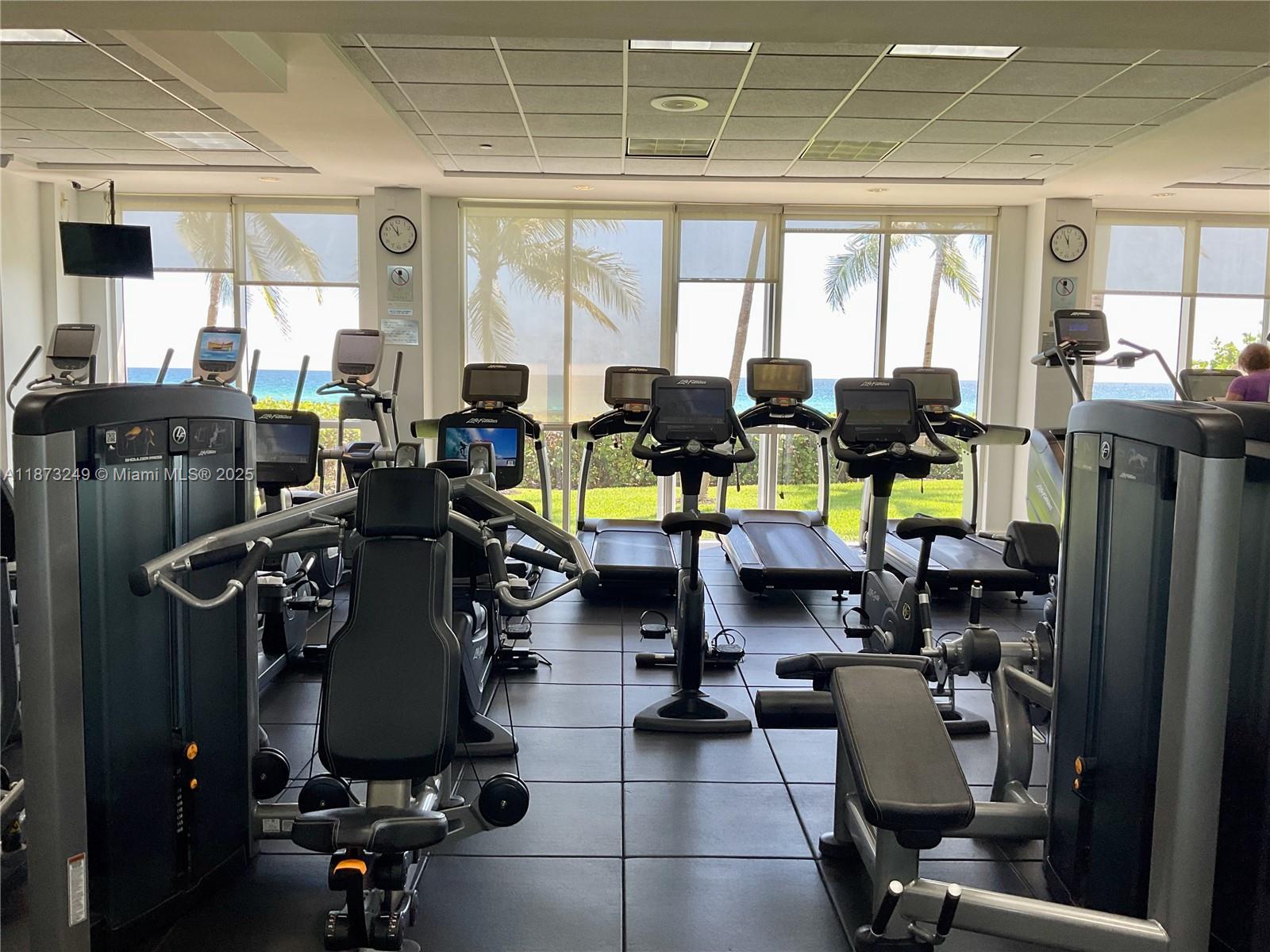 OCEANIA II CONDO - Residential