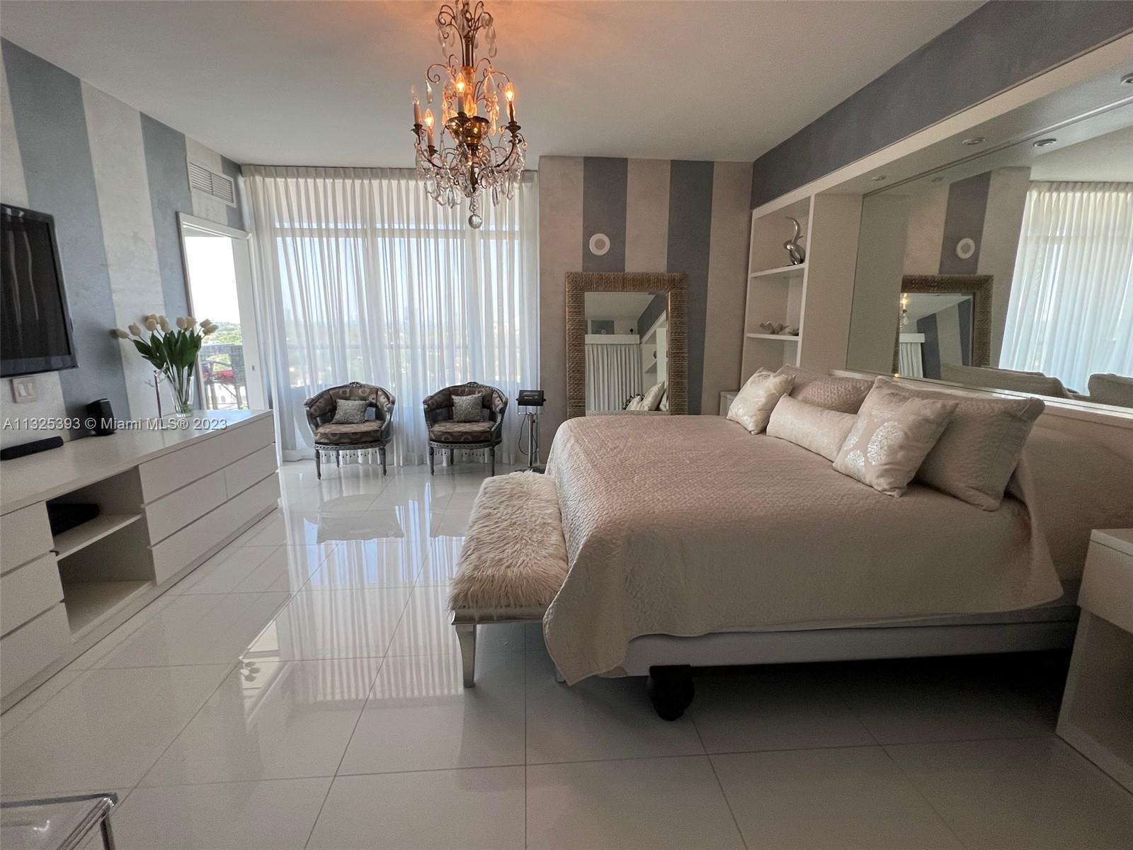 THE CARIBBEAN CONDO - Residential