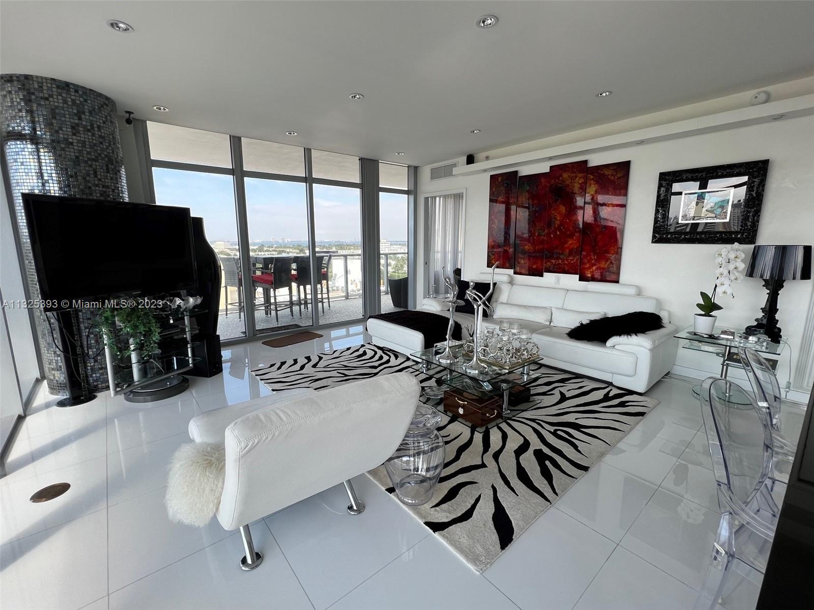 THE CARIBBEAN CONDO - Residential