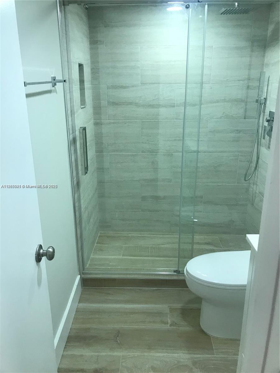 MANSFIELD AT CENTURY VILL - Residential Lease