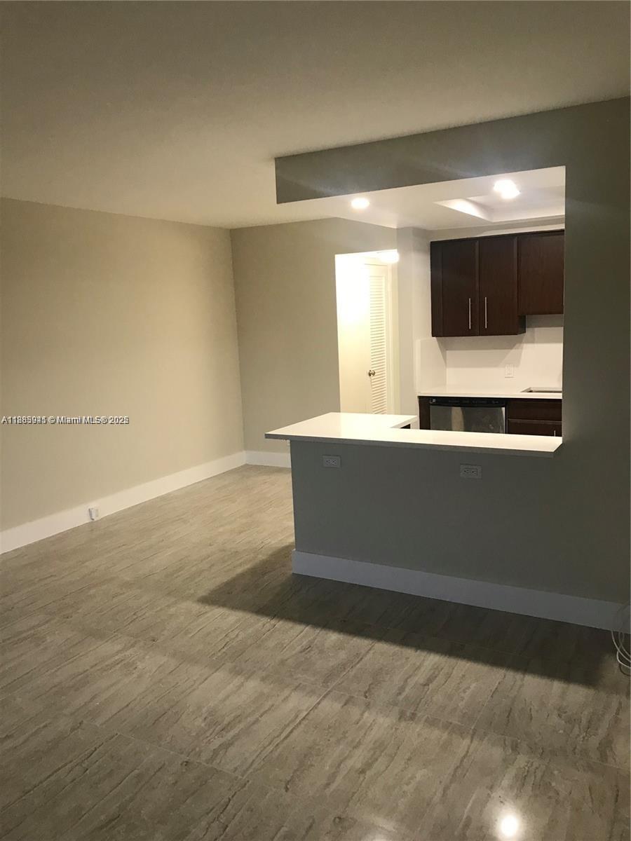 MANSFIELD AT CENTURY VILL - Residential Lease
