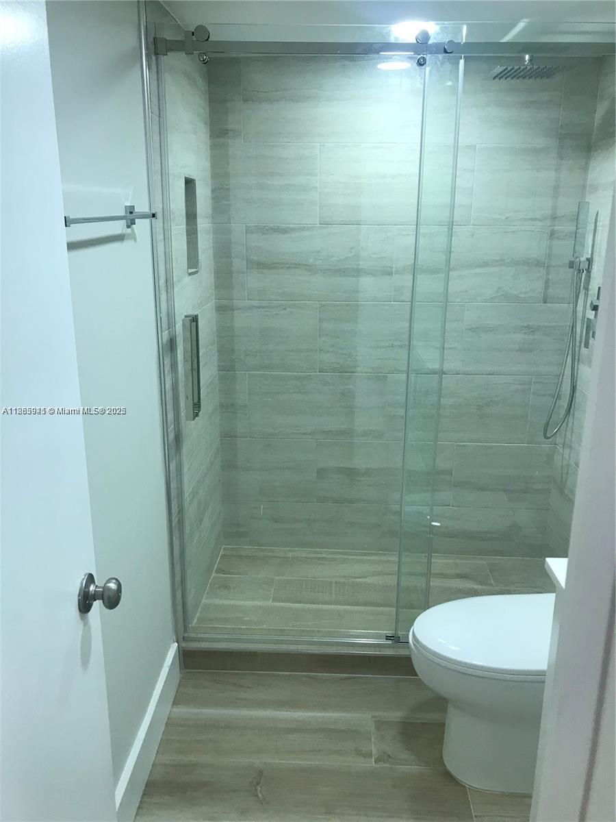 MANSFIELD AT CENTURY VILL - Residential Lease