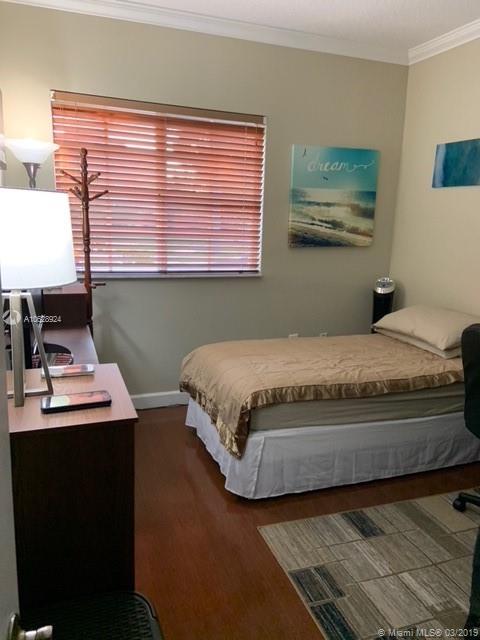 MIRENS PLACE - Residential