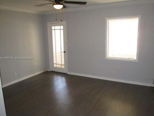 HOLLYWOOD PARK - Residential Lease