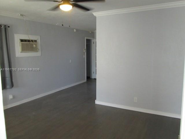 HOLLYWOOD PARK - Residential Lease