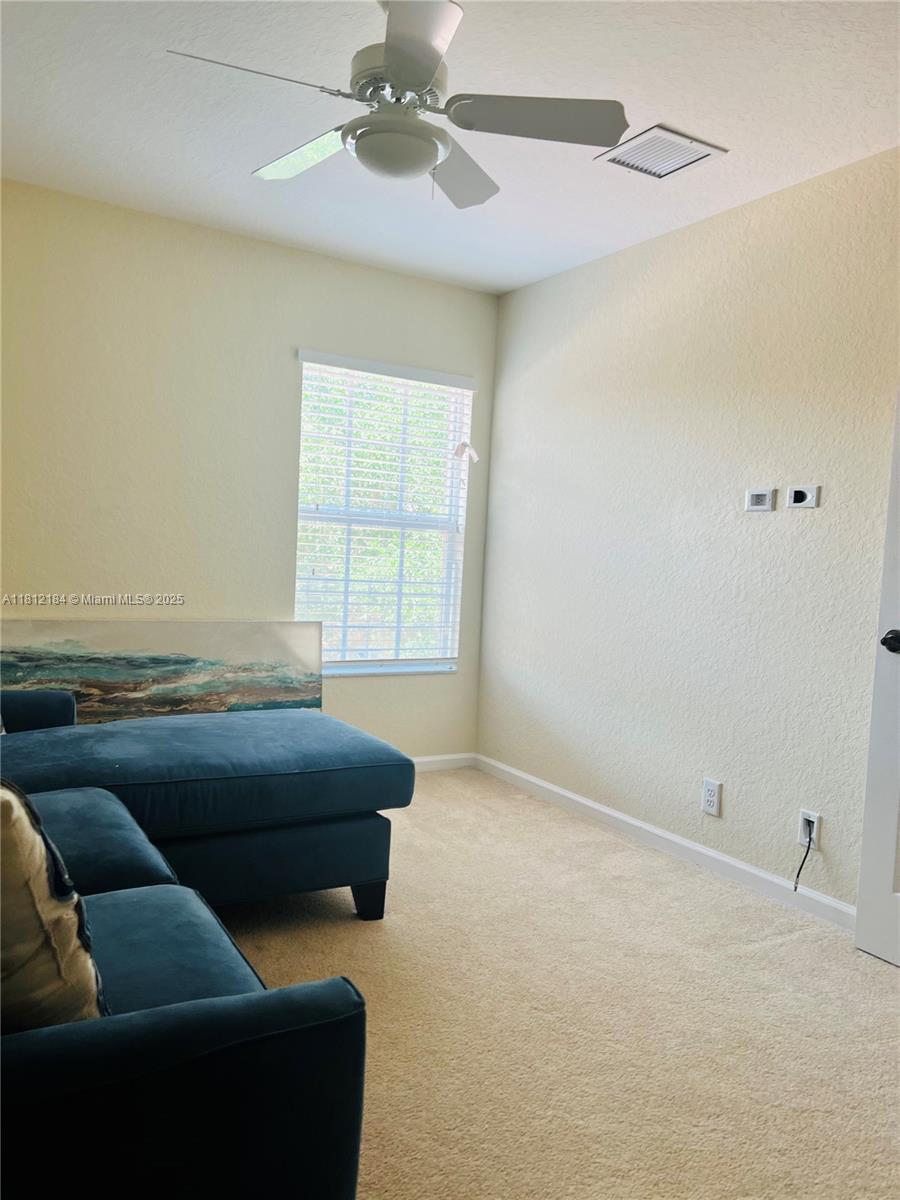 DREXEL PARK TOWNHOMES I C - Residential Lease