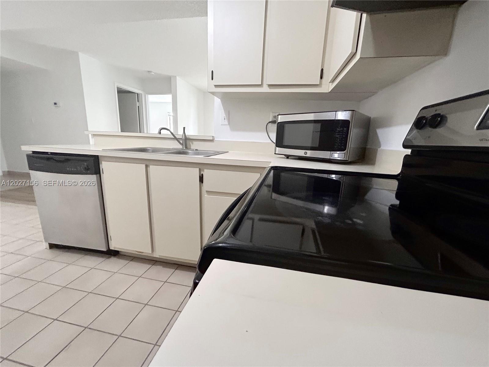 400 W Palm Cir W 201