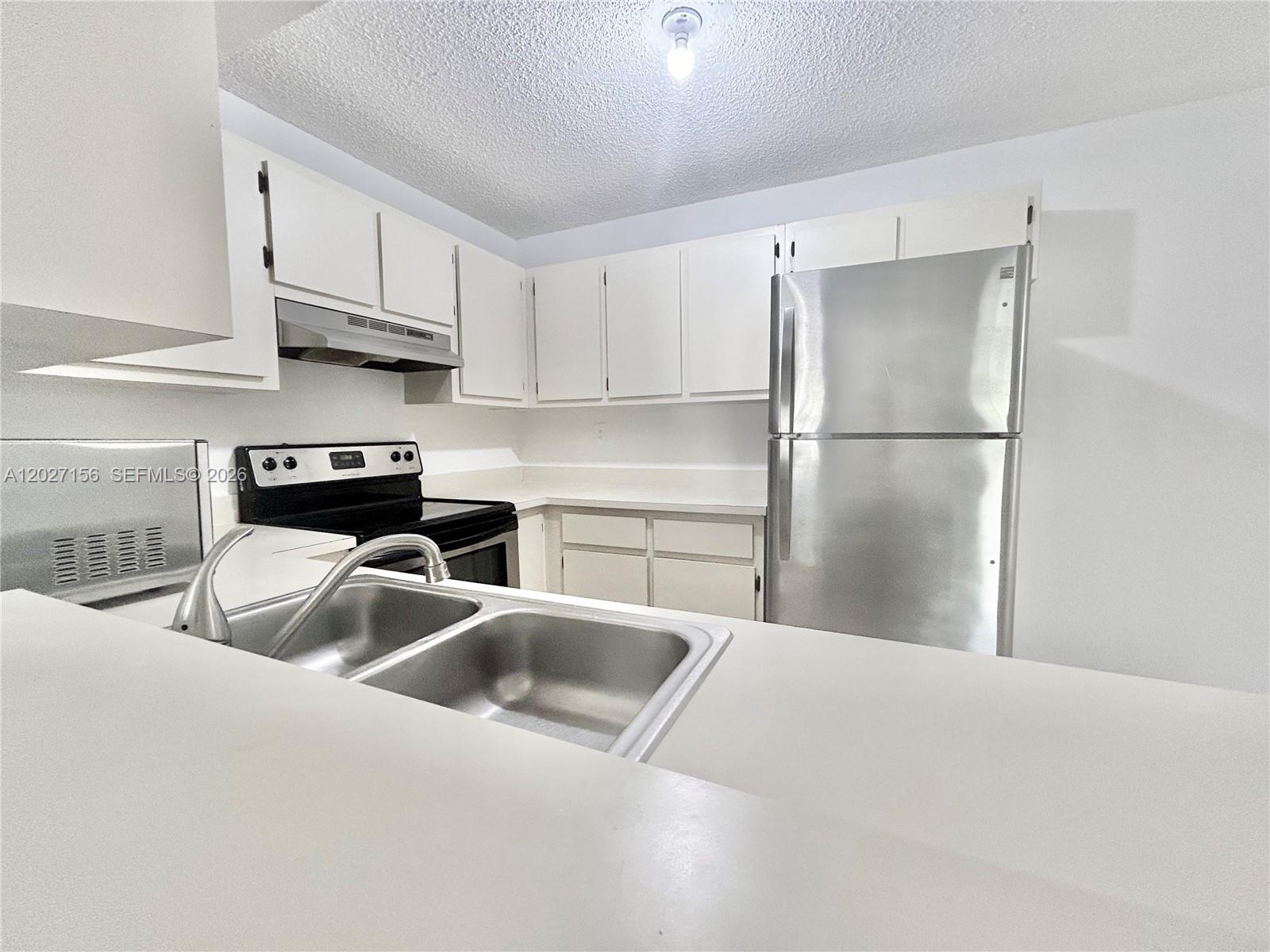400 W Palm Cir W 201