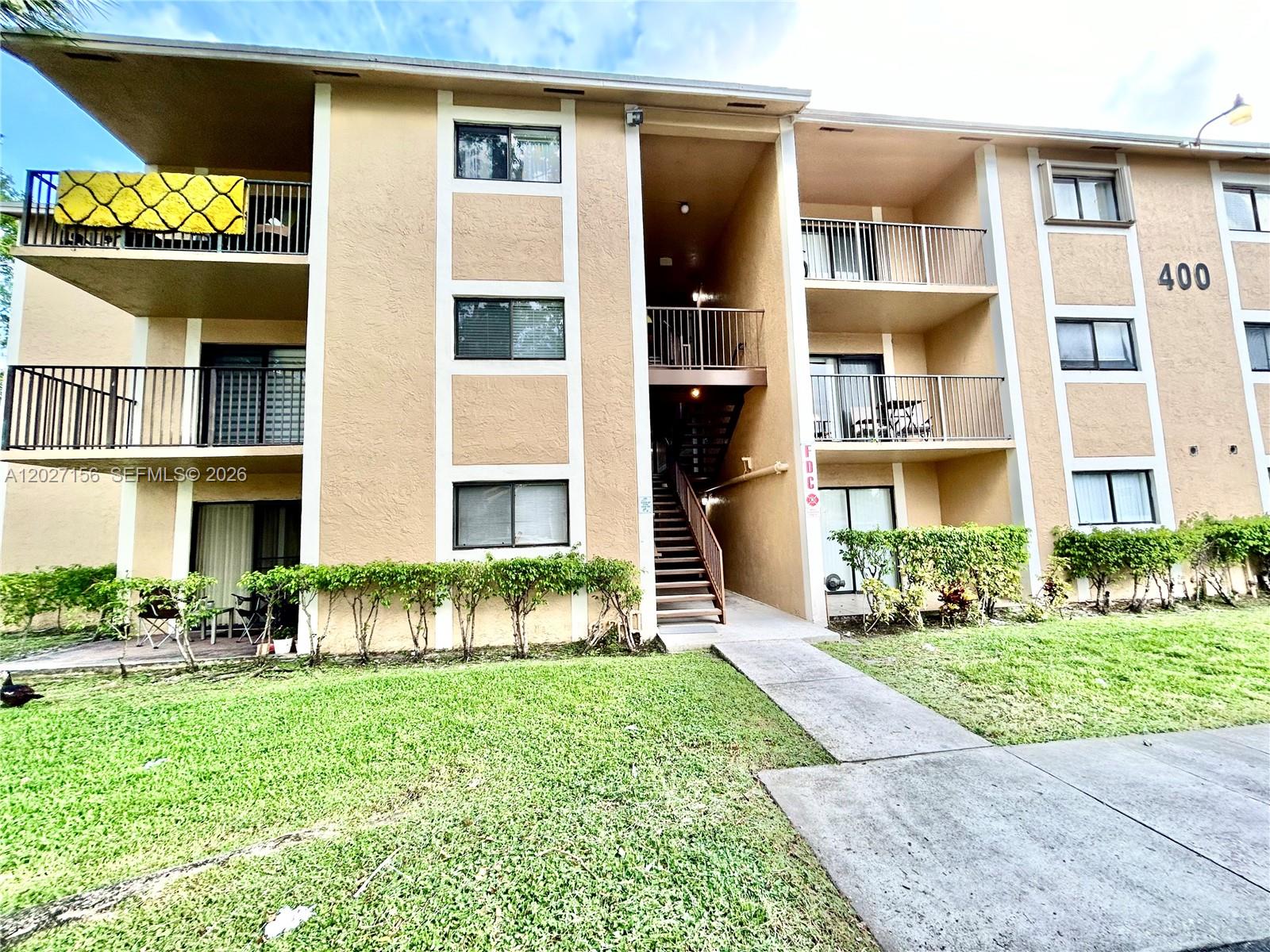 PALMS OF PEMBROKE CONDO - Residential