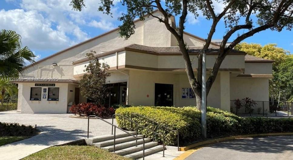 TRADEWINDS A CONDO - Residential Lease