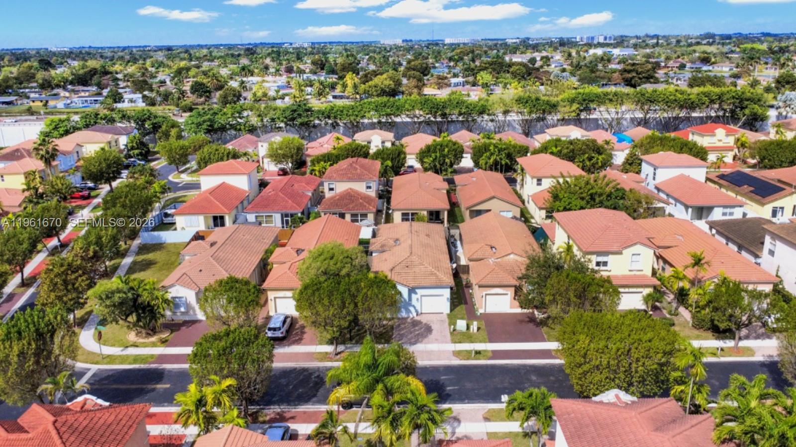 PORTOFINO BAY - Residential