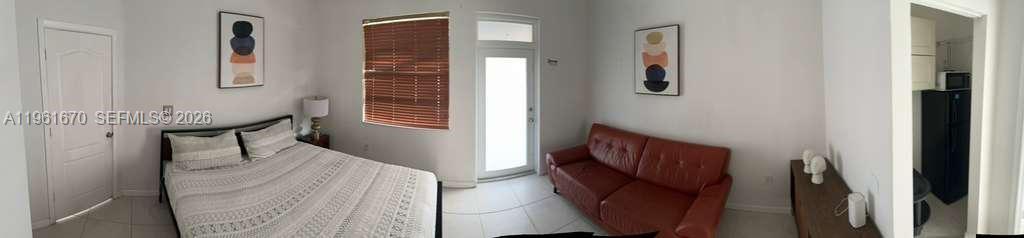 PORTOFINO BAY - Residential