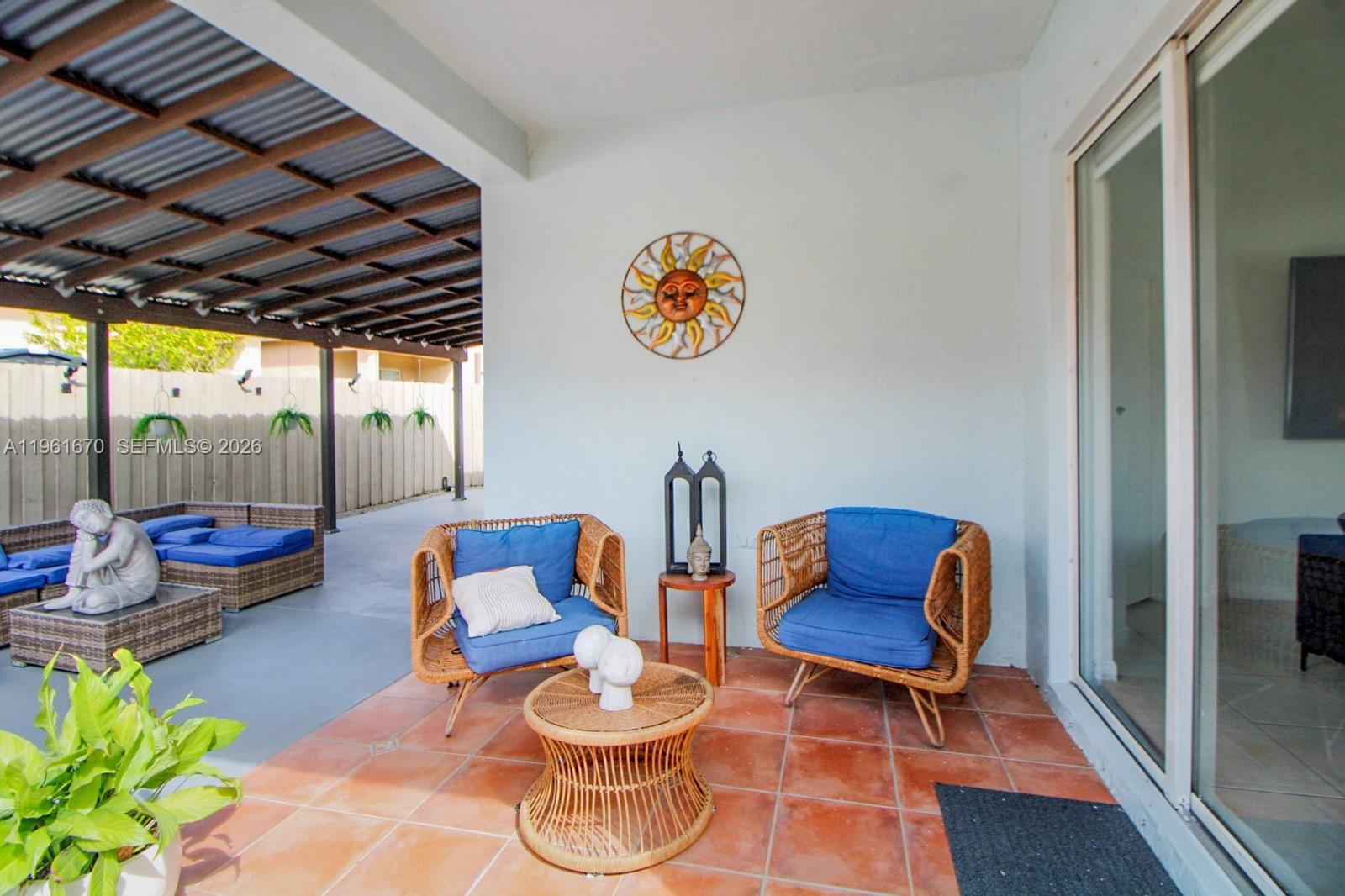 PORTOFINO BAY - Residential