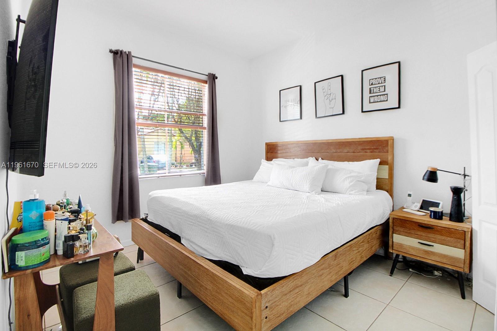 PORTOFINO BAY - Residential