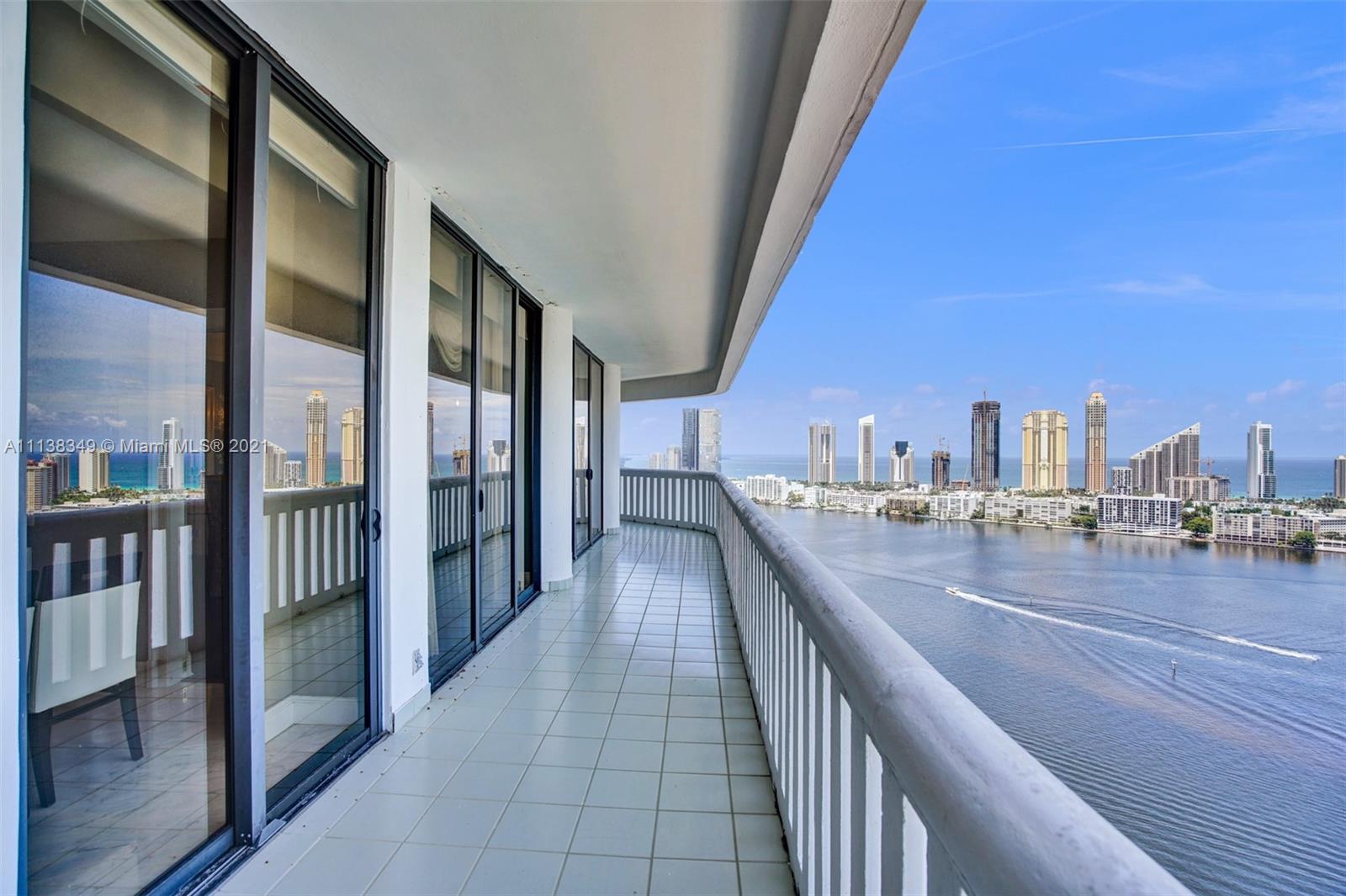 3000 ISL BLVD WILLIAMS IS - Residential
