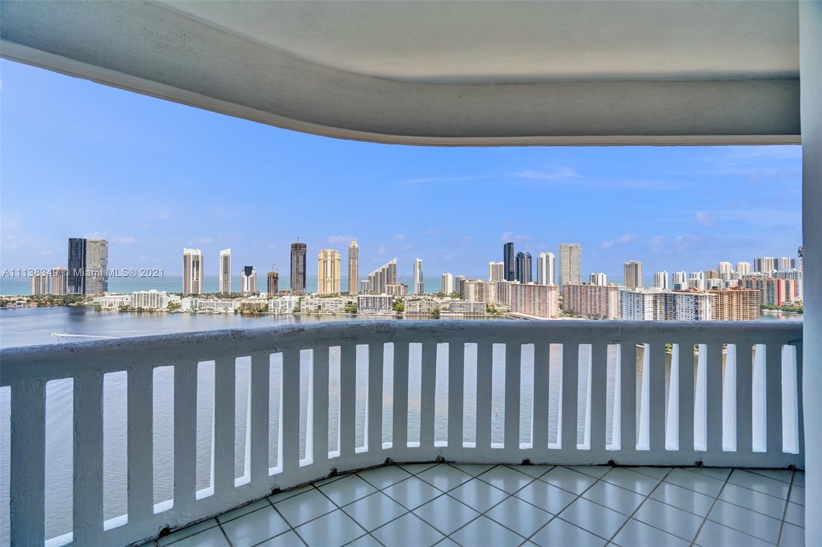 3000 ISL BLVD WILLIAMS IS - Residential