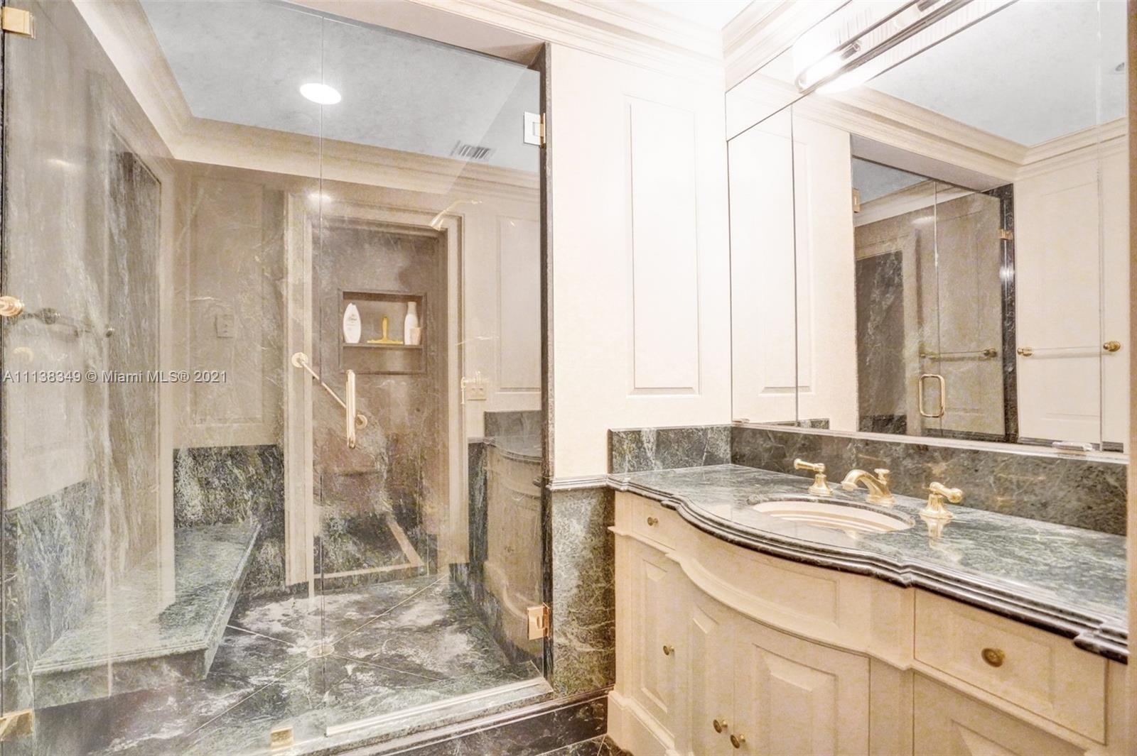 3000 ISL BLVD WILLIAMS IS - Residential
