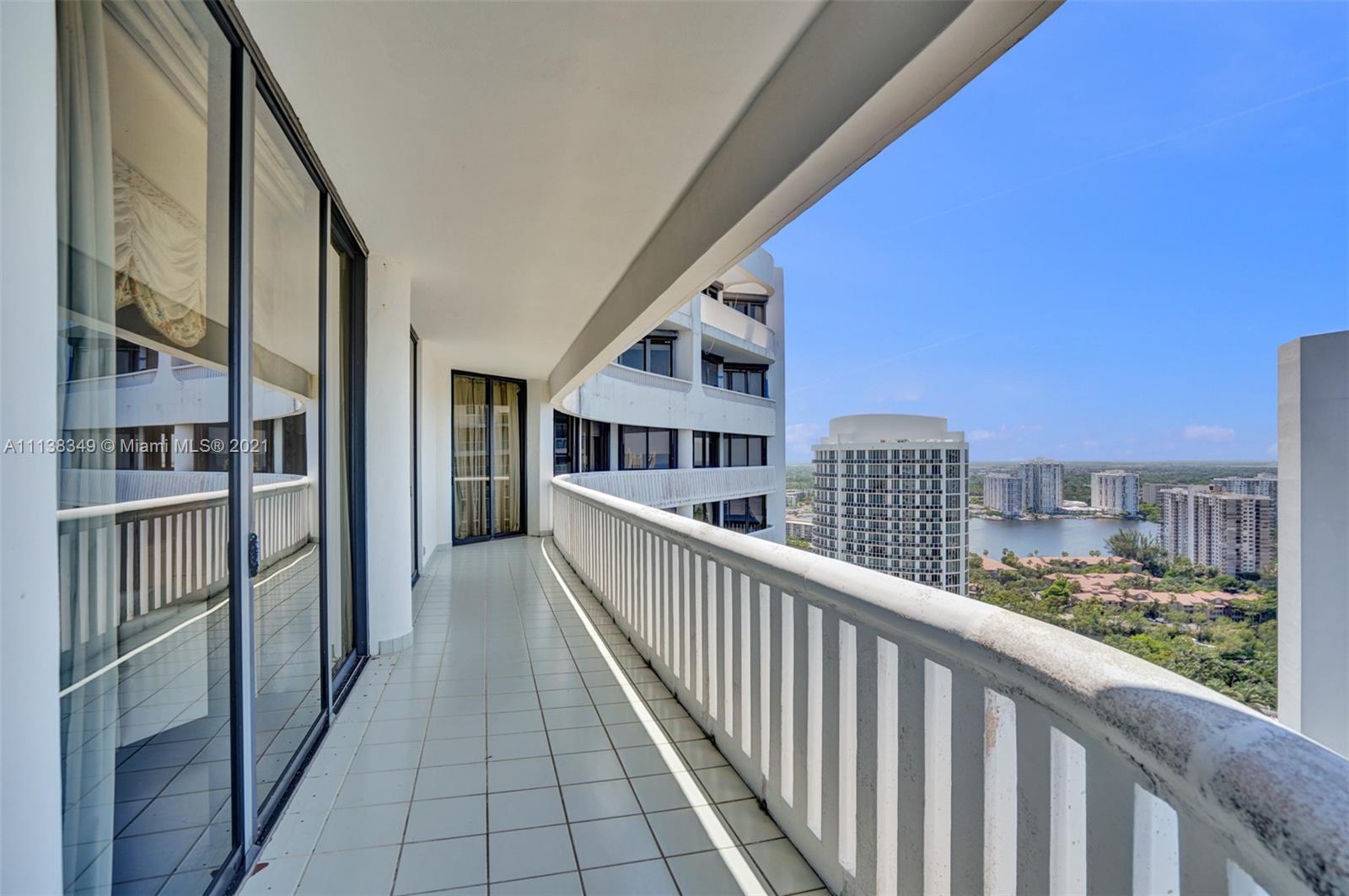 3000 ISL BLVD WILLIAMS IS - Residential