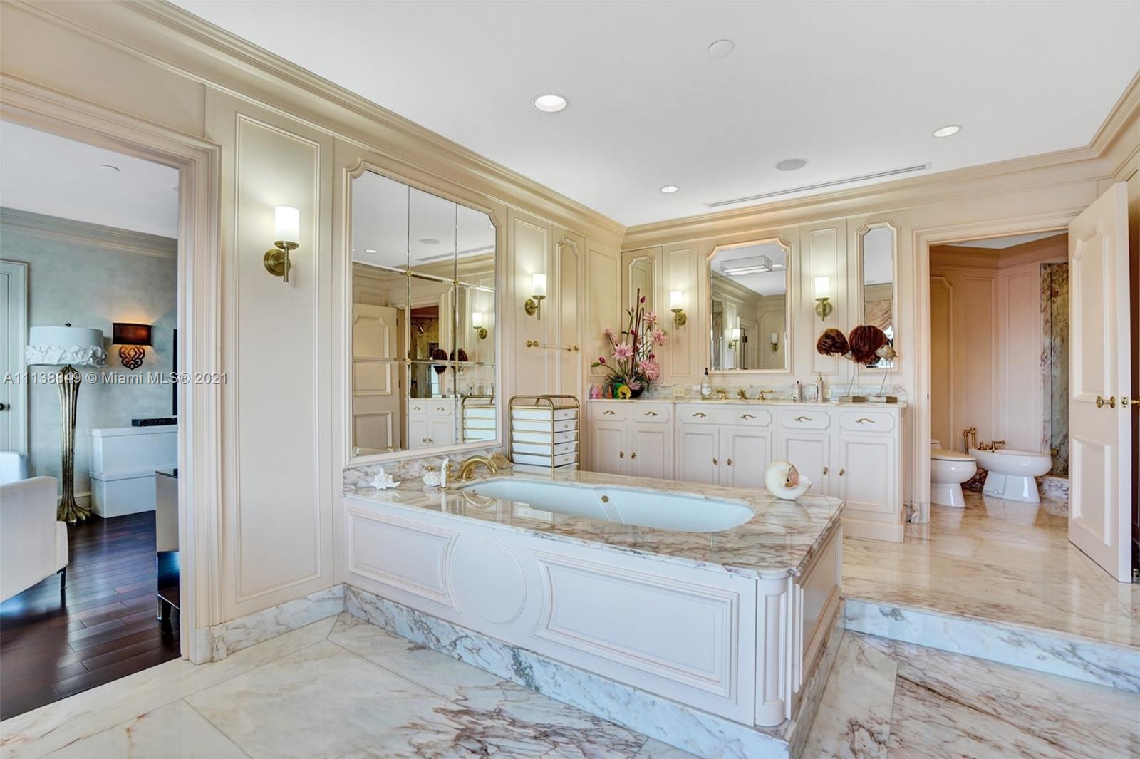 3000 ISL BLVD WILLIAMS IS - Residential