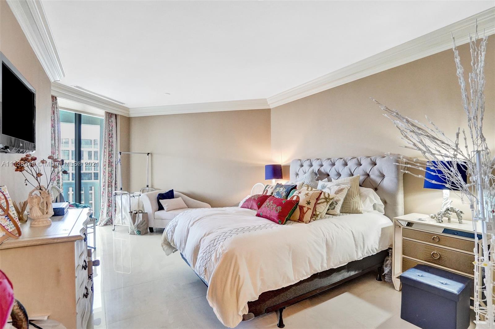 3000 ISL BLVD WILLIAMS IS - Residential