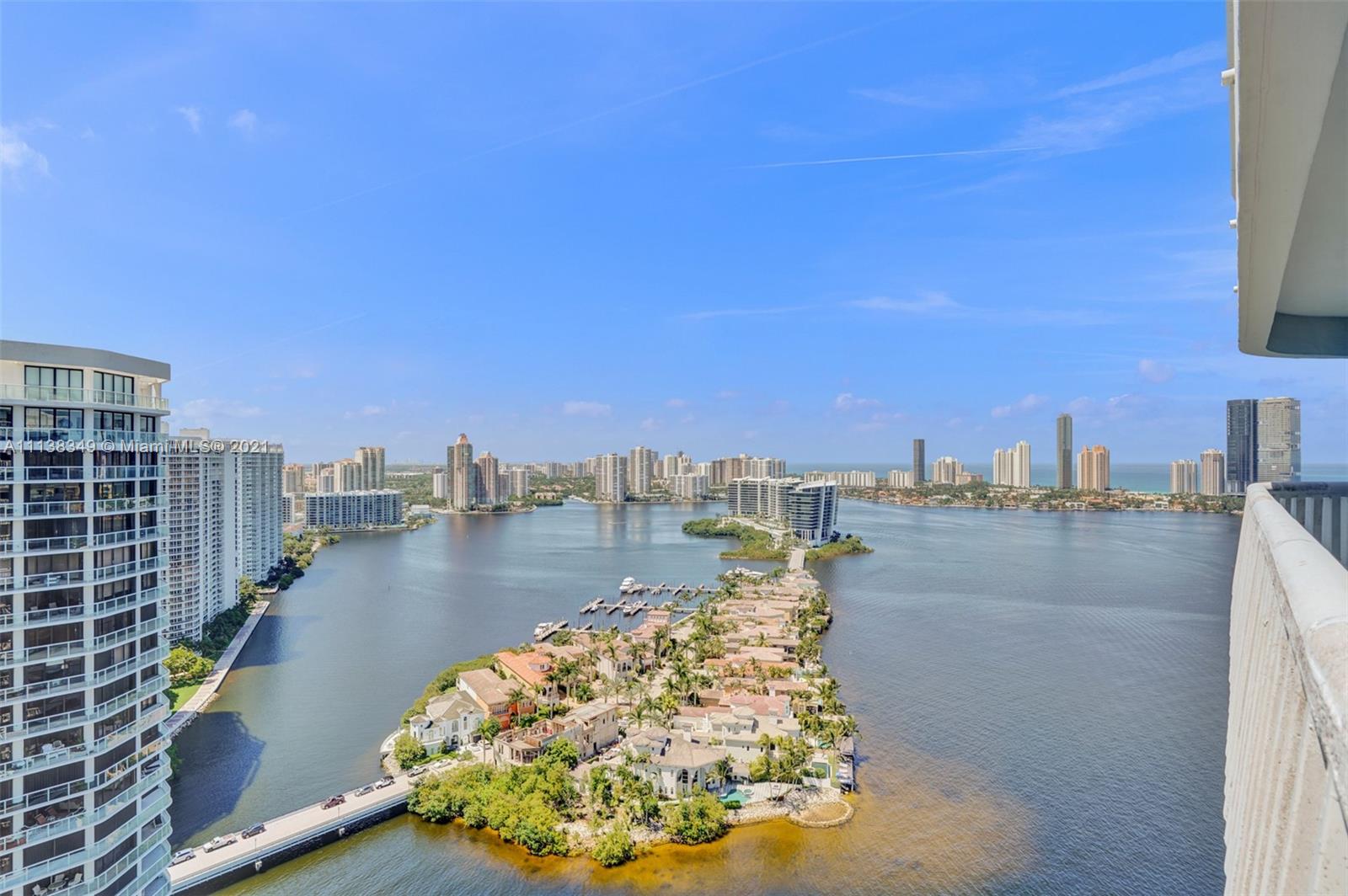 3000 ISL BLVD WILLIAMS IS - Residential
