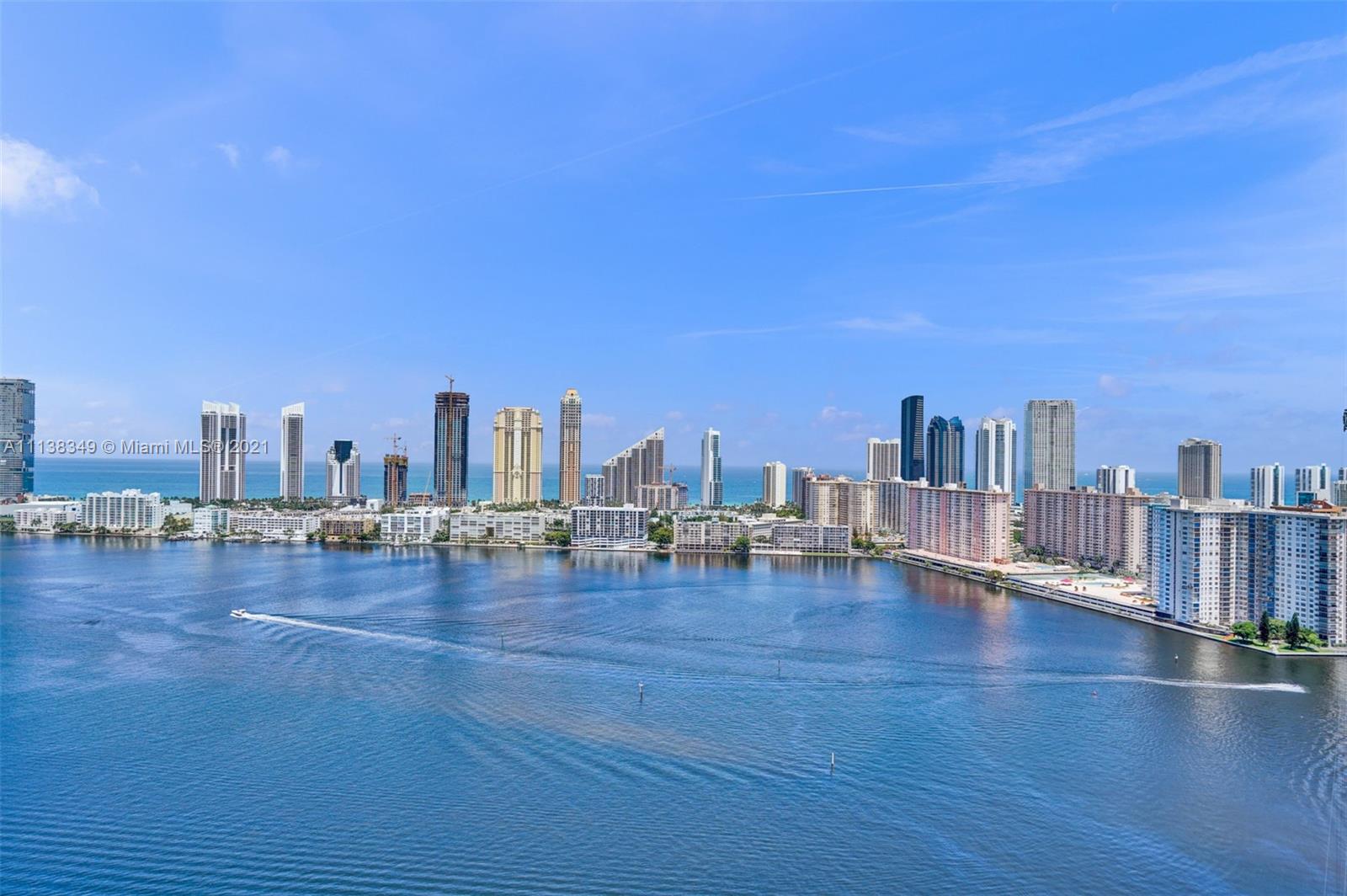 3000 ISL BLVD WILLIAMS IS - Residential
