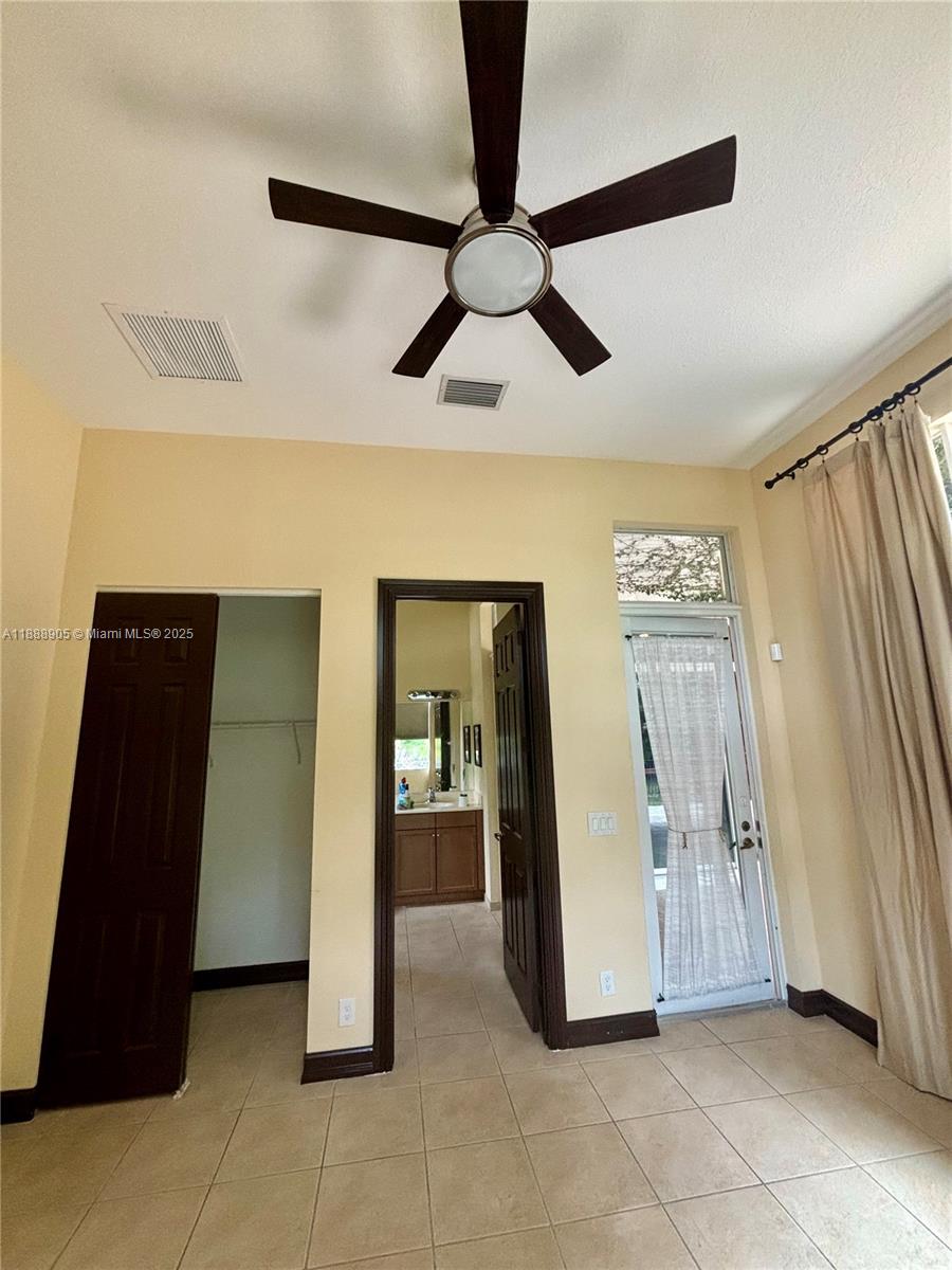 HERON BAY NORTH PLAT 2 - Residential Lease