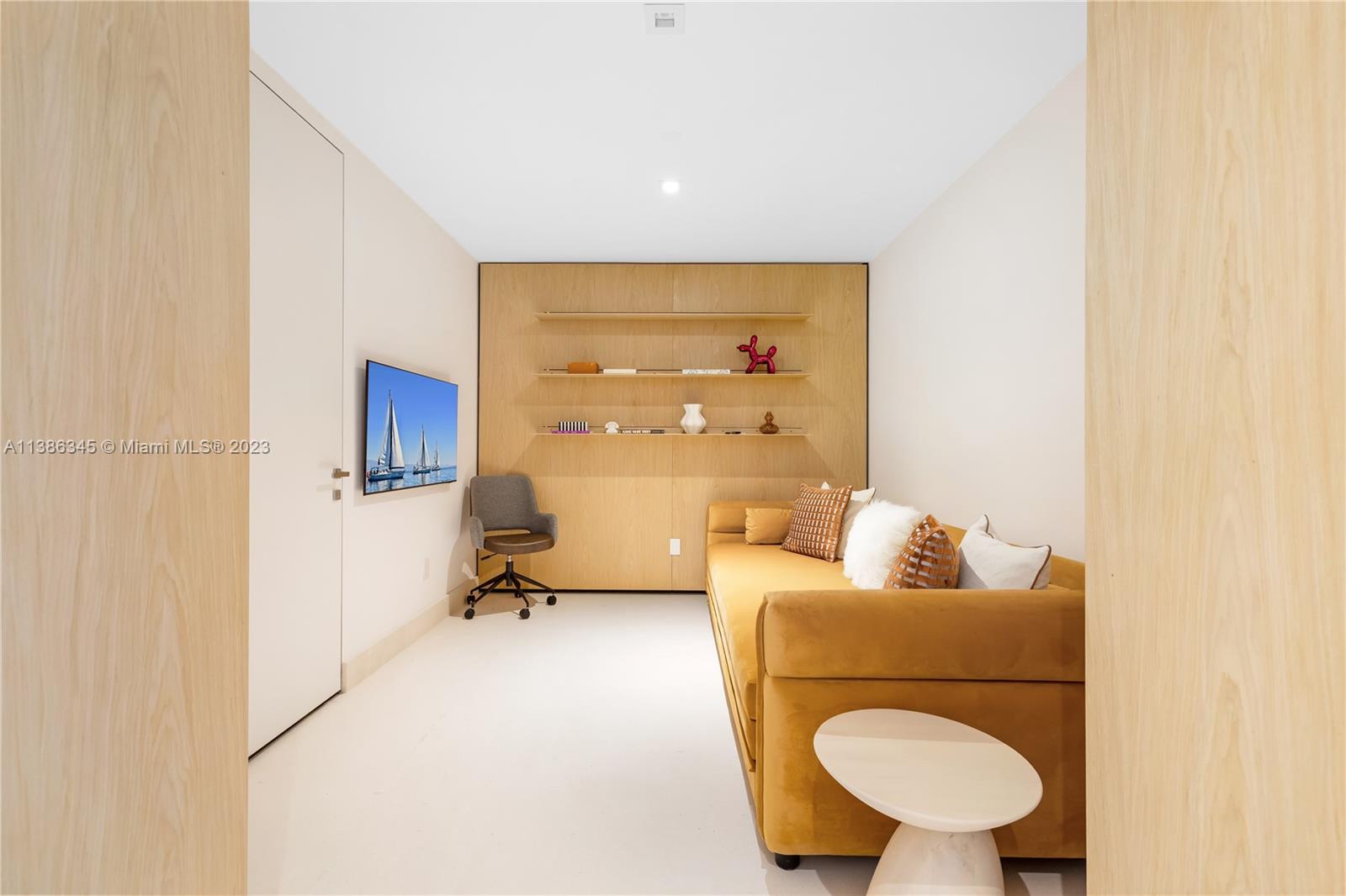 18975 COLLINS CONDO - Residential