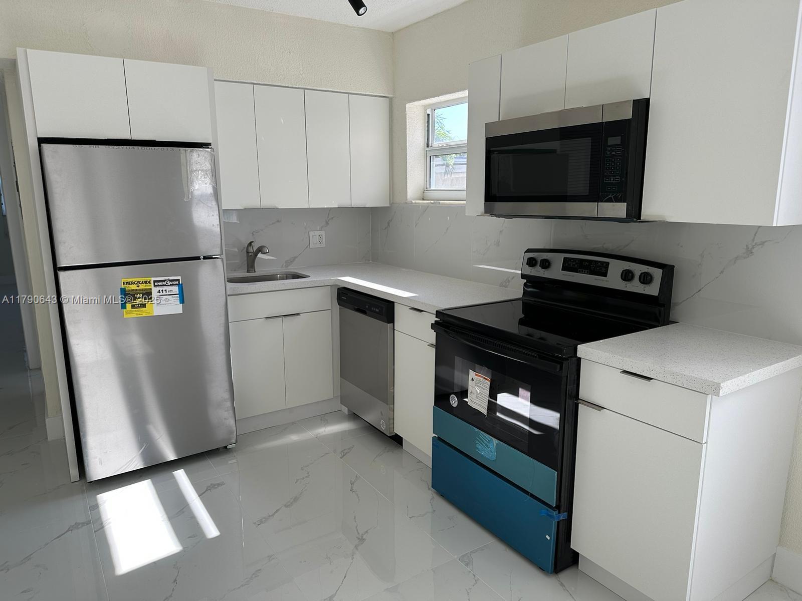 Rental Property at 1740 Funston St 7, Hollywood, Broward County, Florida - Bedrooms: 1 
Bathrooms: 1  - $1,750 MO.