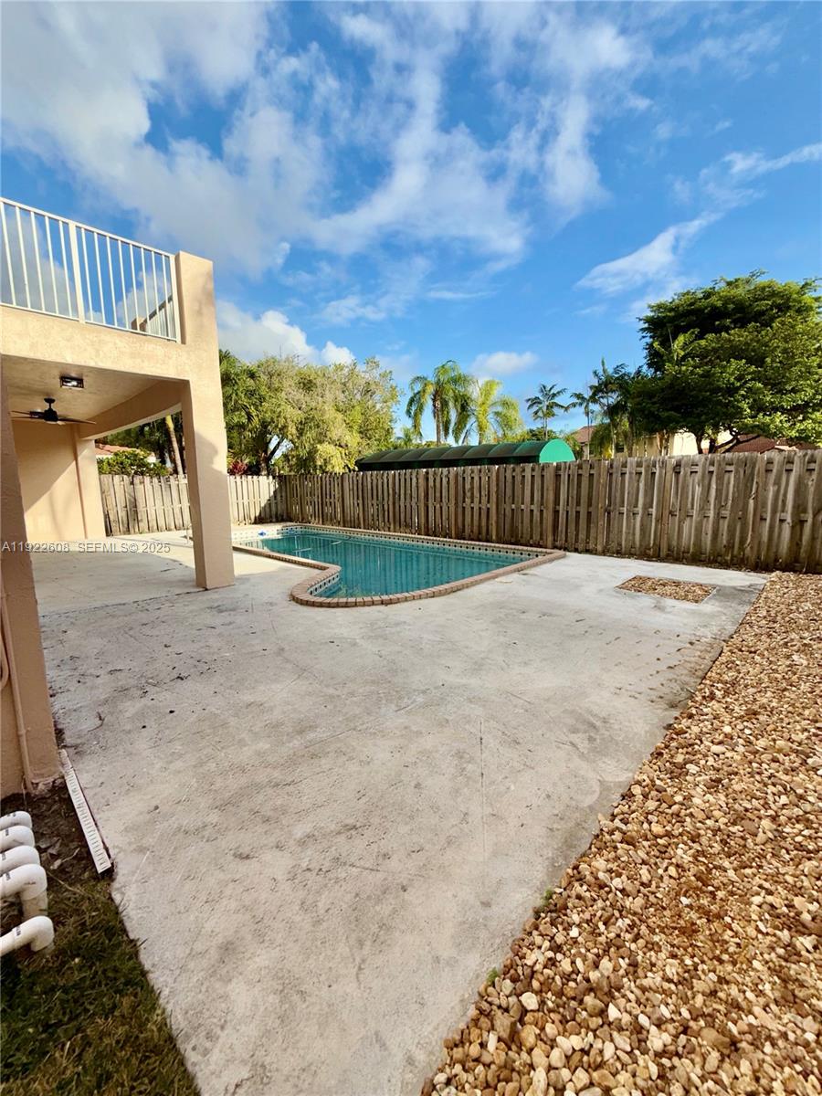 JASMINE AT THE HAMMOCKS - Residential Lease