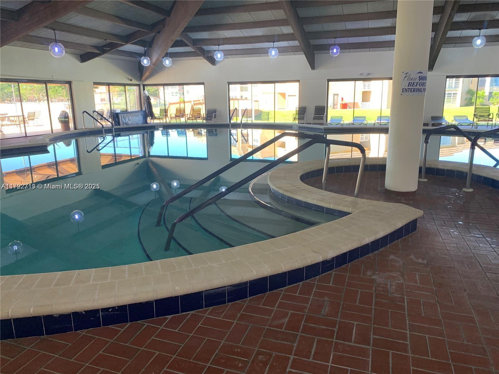 SUNRISE LAKES 63 CONDO - Residential