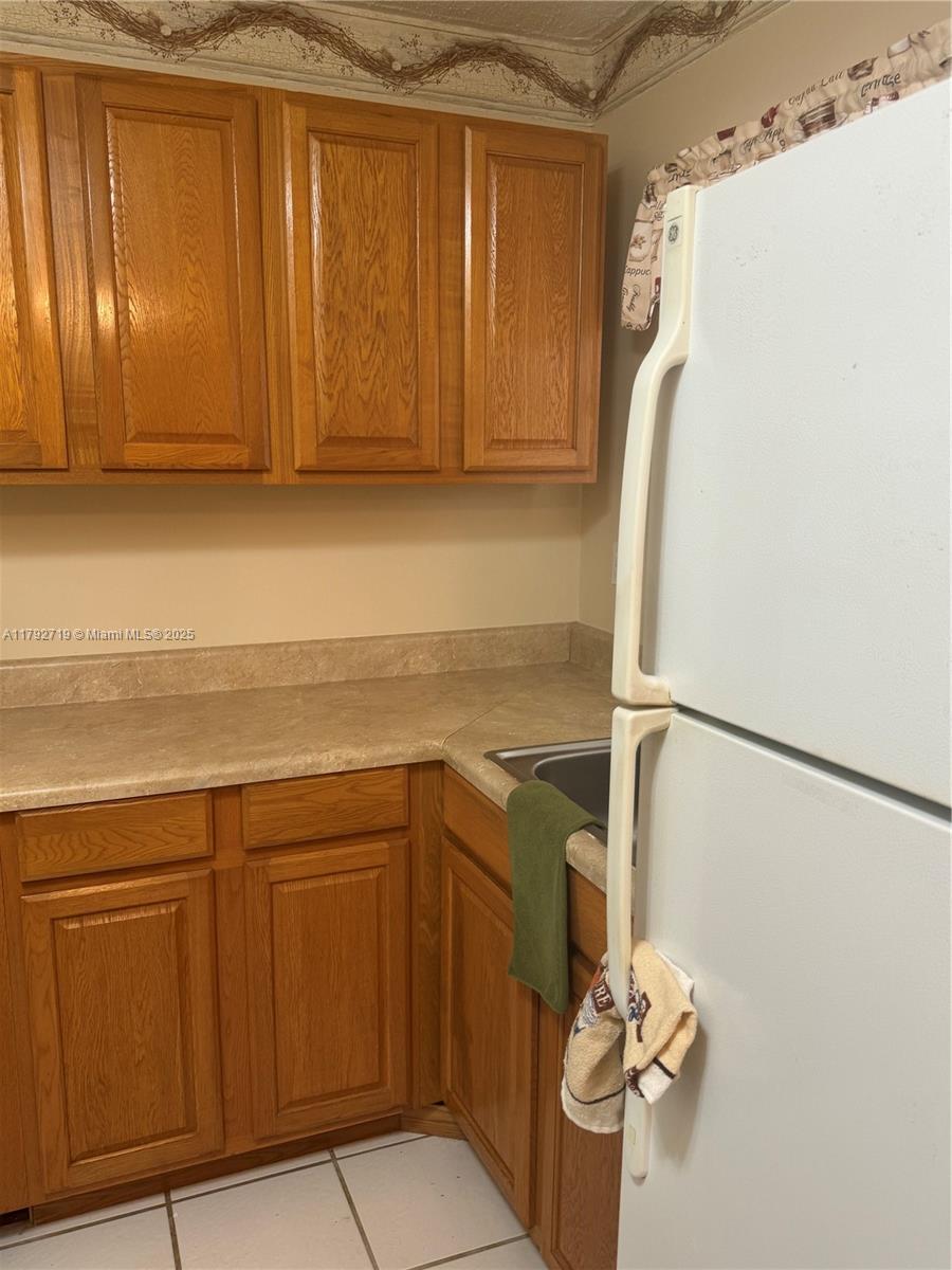 SUNRISE LAKES 63 CONDO - Residential