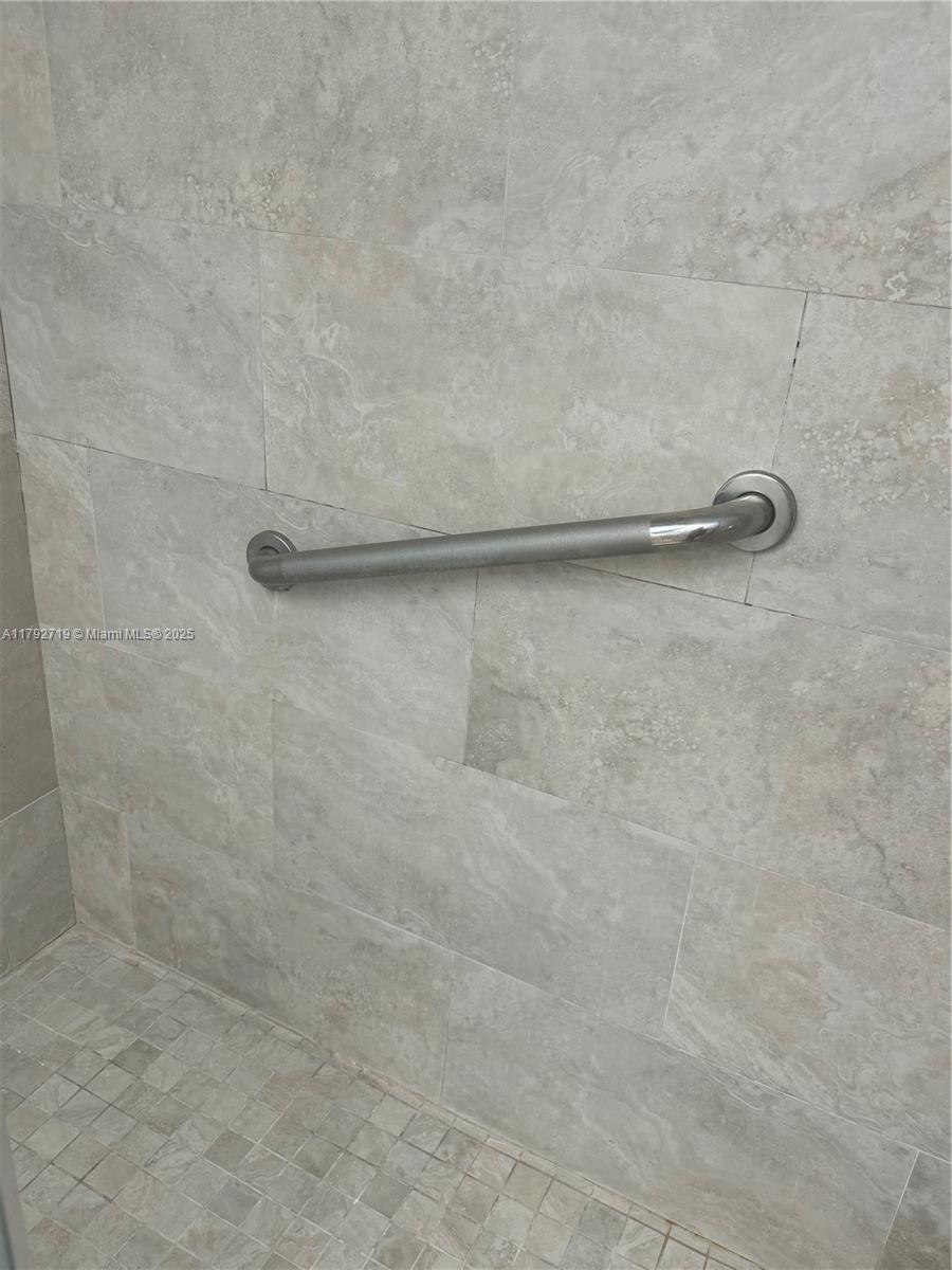 SUNRISE LAKES 63 CONDO - Residential