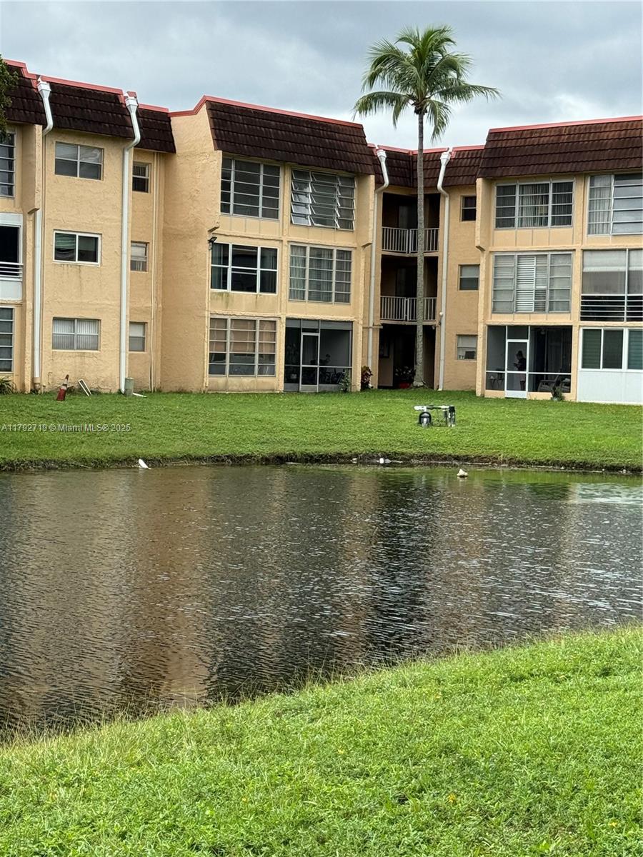 SUNRISE LAKES 63 CONDO - Residential