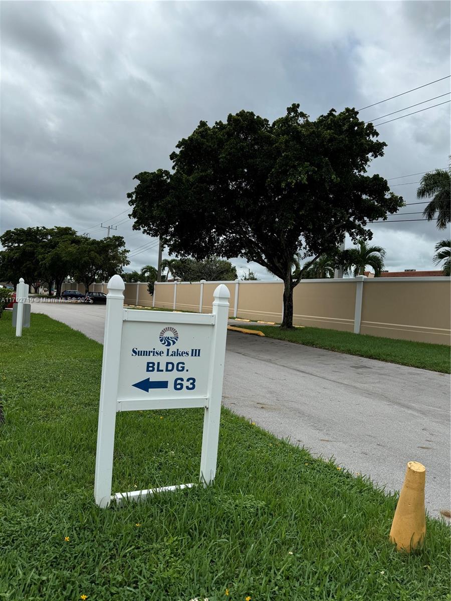 SUNRISE LAKES 63 CONDO - Residential