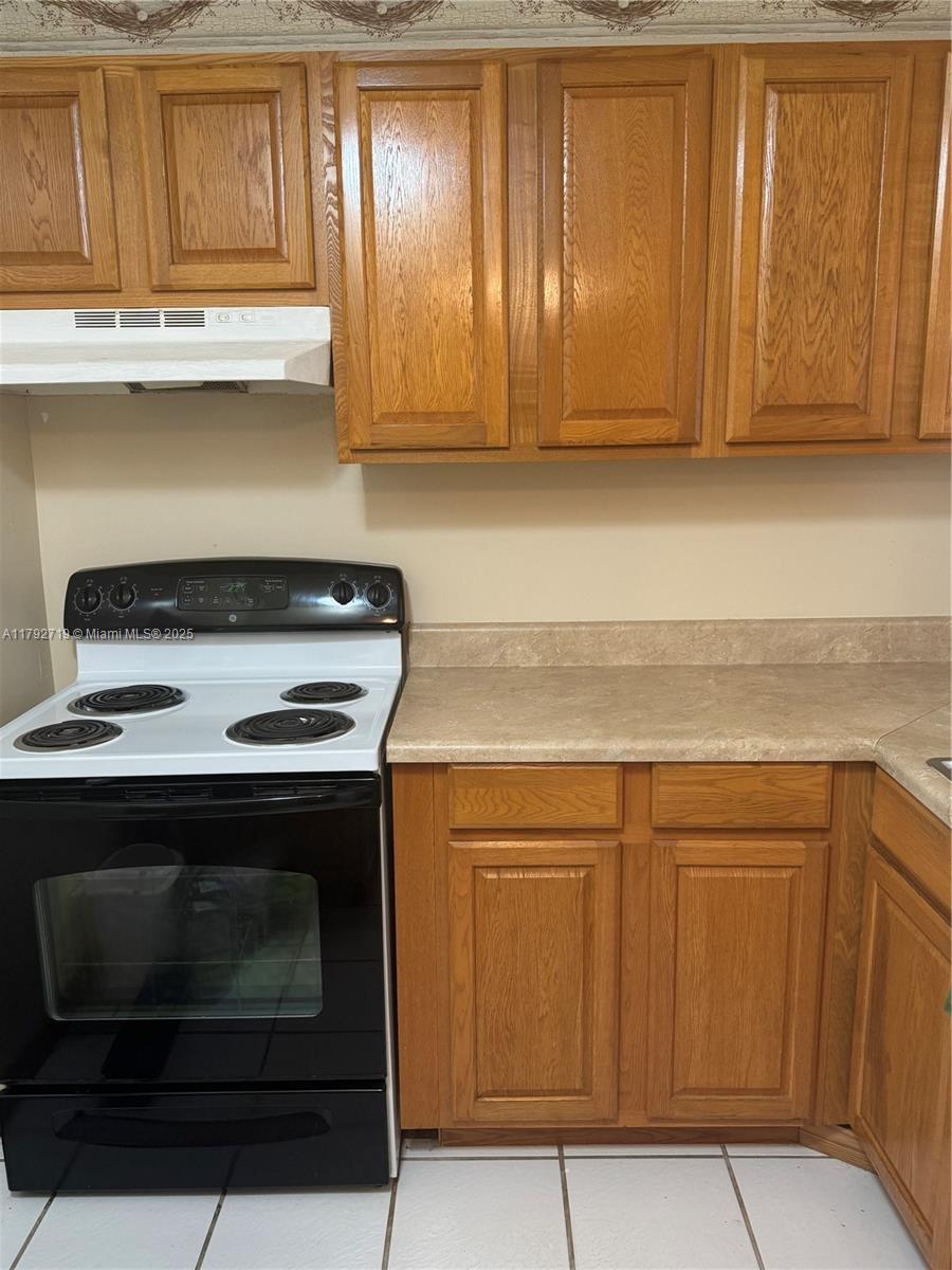 2900 N Pine Island Rd 307