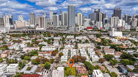 512 SW 6th Ave Miami FL 33130