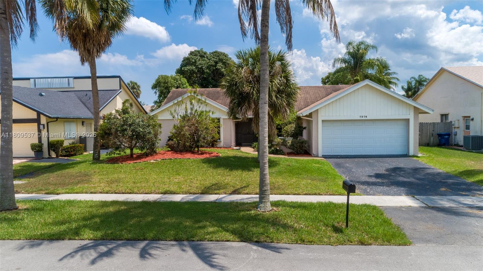 Property for Sale at 7374 Nw 48th St, Lauderhill, Miami-Dade County, Florida - Bedrooms: 3 
Bathrooms: 2  - $550,000