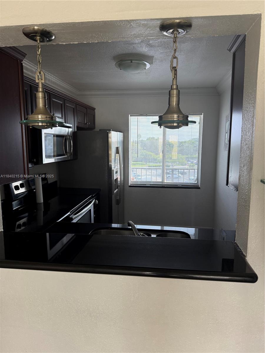 8600 N Sherman Cir 507
