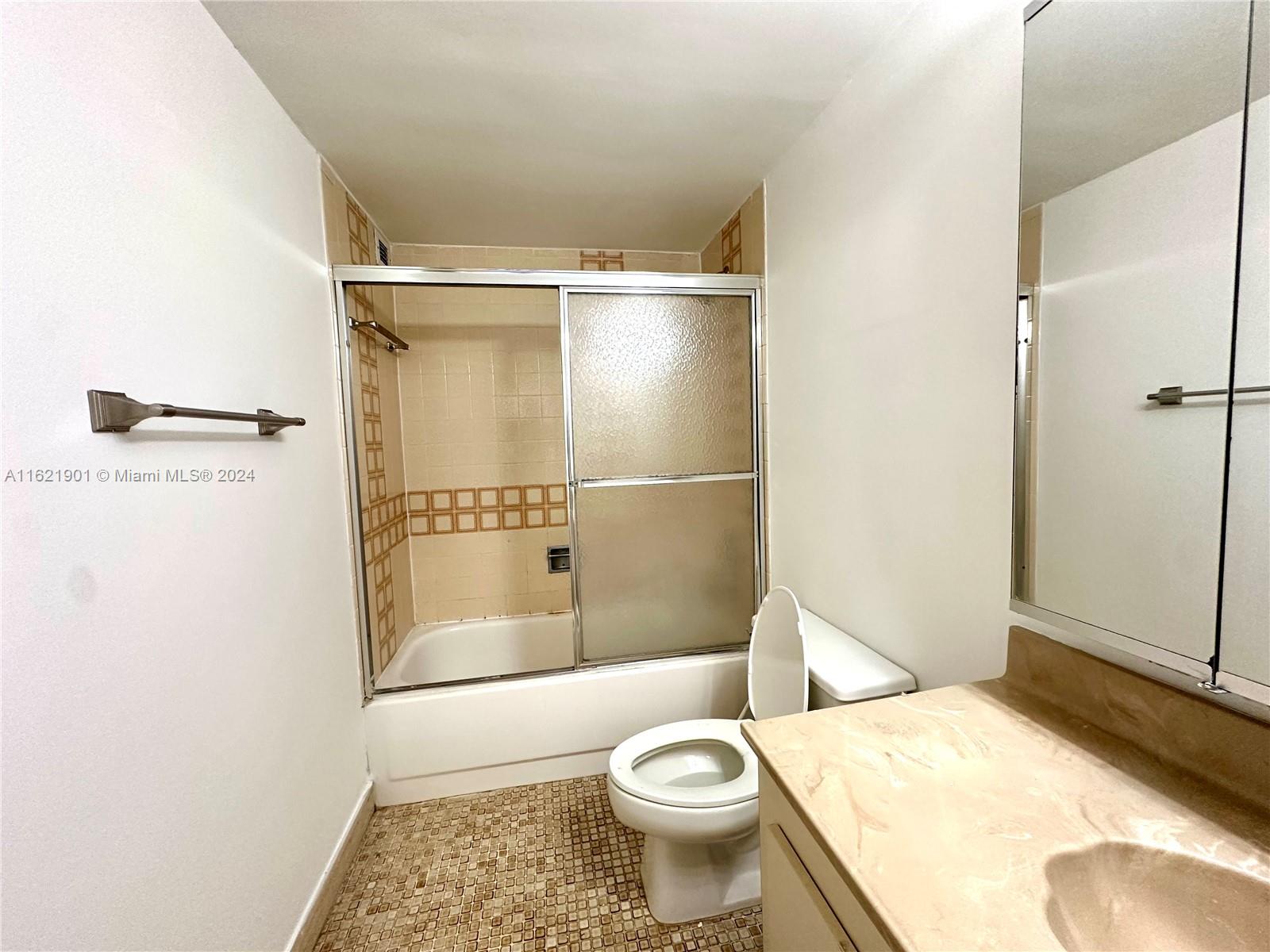 OLYMPUS CONDO PHASE - Residential