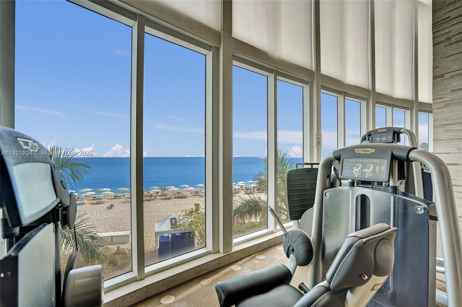 TDR TOWER III CONDO - Residential